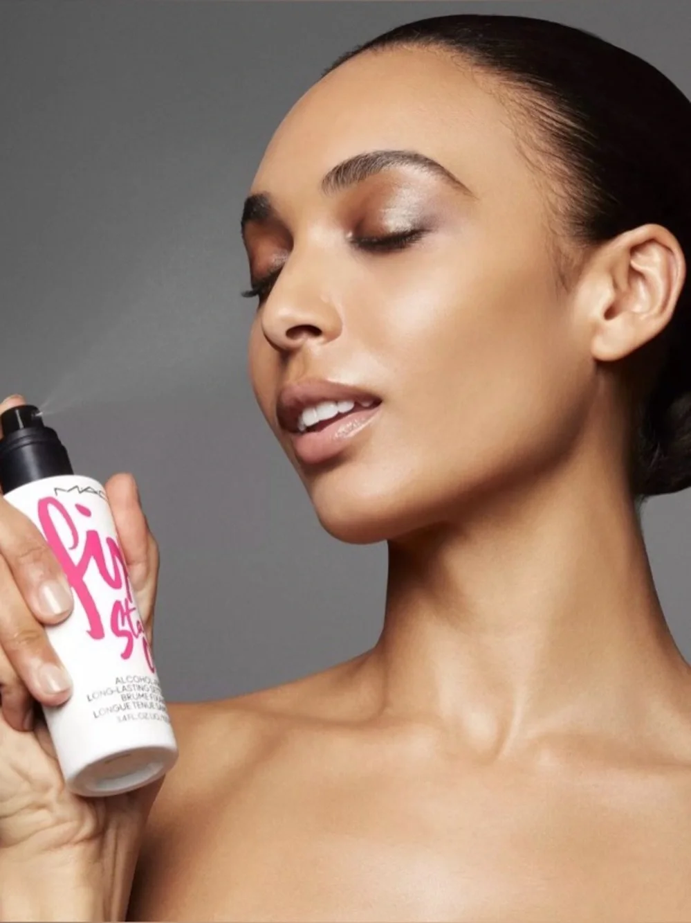 Mac FIX & STAY OVER setting spray